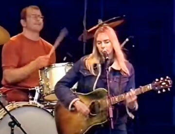 Aimee Mann - How Am I Different